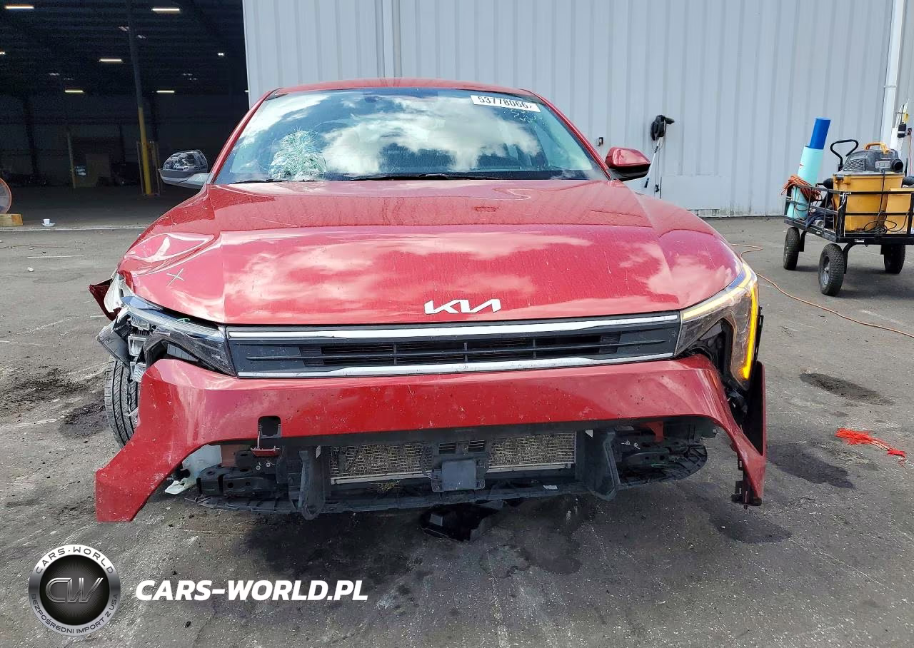 2025 Kia K4 Lxs VIN:3KPFT4DE2SE066123 - 5