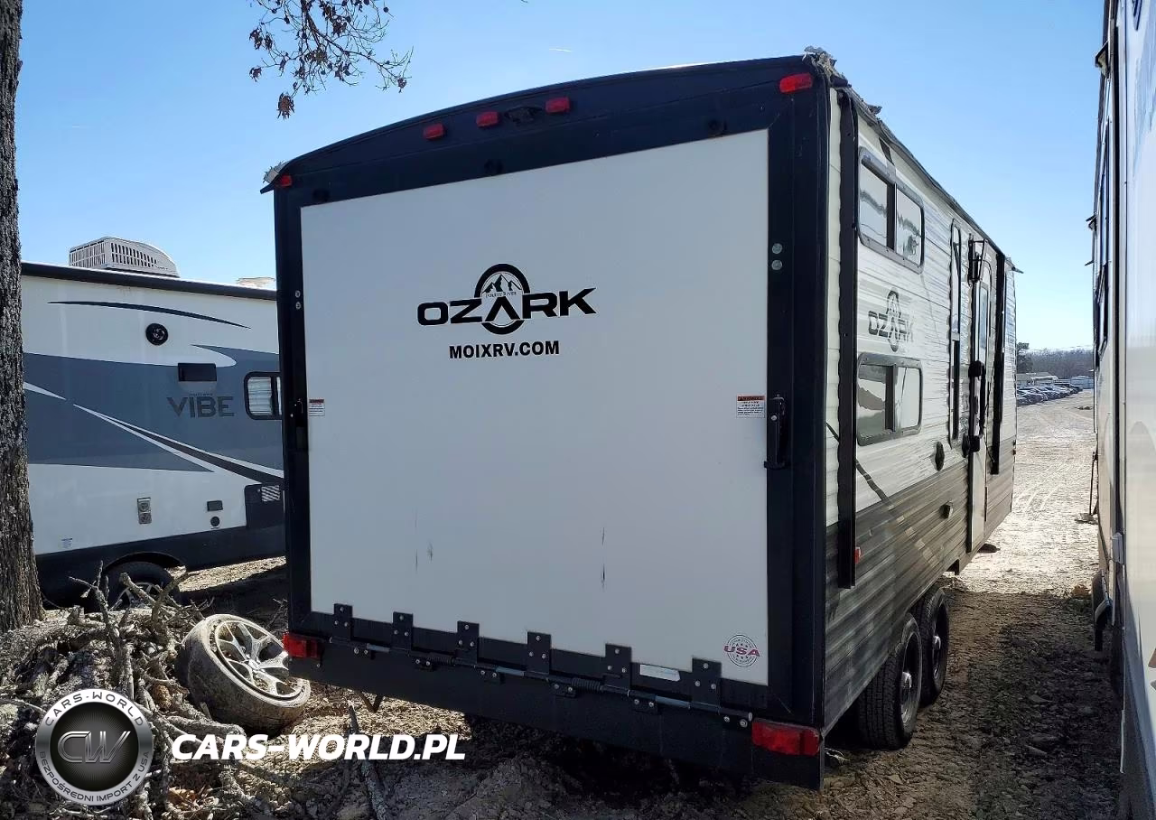 2023 Foresriver Ozark - Toy Hauler Camper VIN:5ZT2ZKHB1PG403419 - 4
