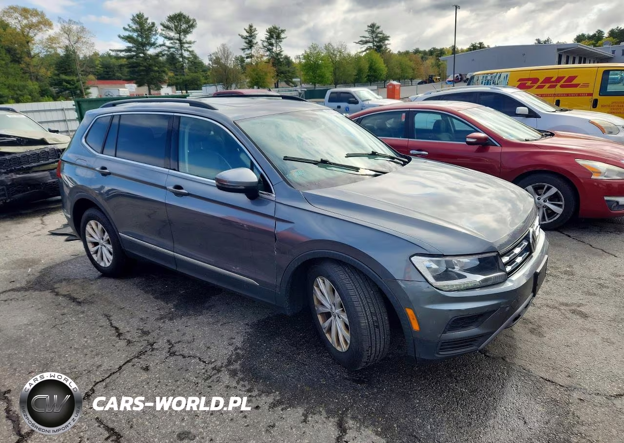 2018 Volkswagen Tiguan Se VIN:3VV2B7AX8JM123908 - 4