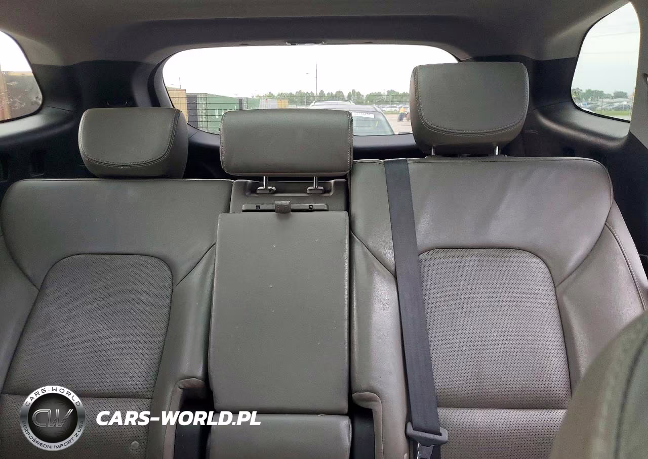 2016 Hyundai Santa Fe Se VIN:KM8SR4HF5GU160906 - 10