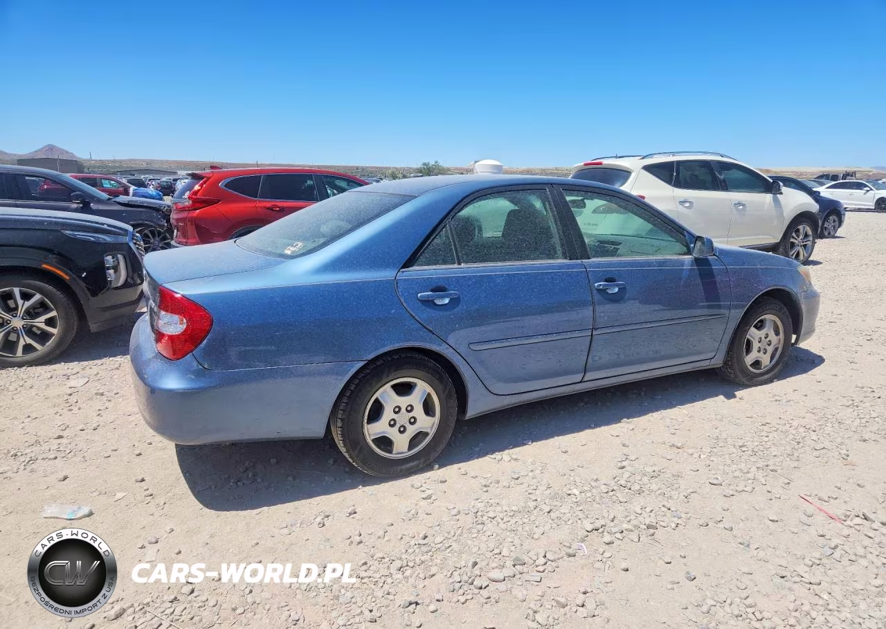 2003 Toyota Camry Le V6 VIN:4T1BF32K33U565200 - 3
