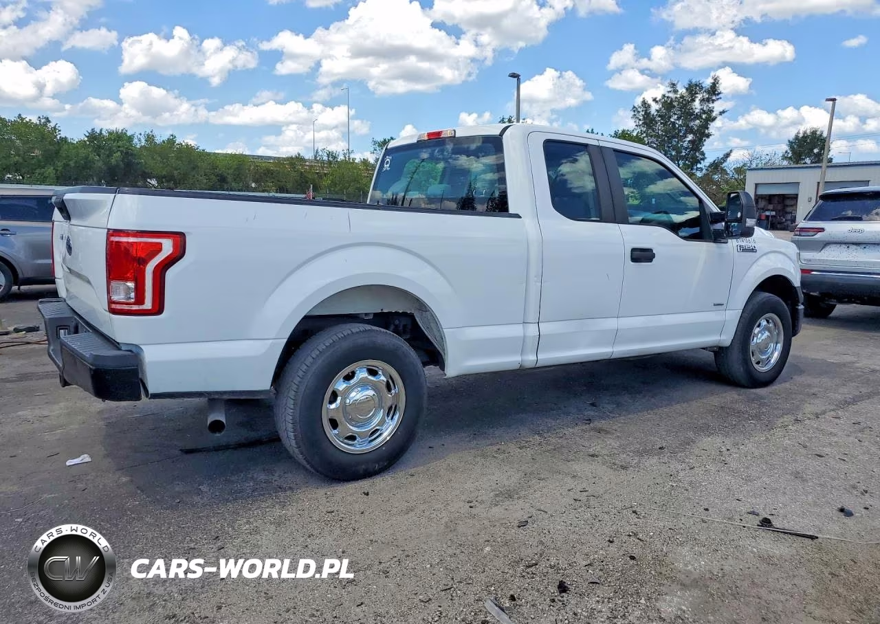 2016 Ford F150 Super Cab VIN:1FTEX1EP7GFB31267 - 3