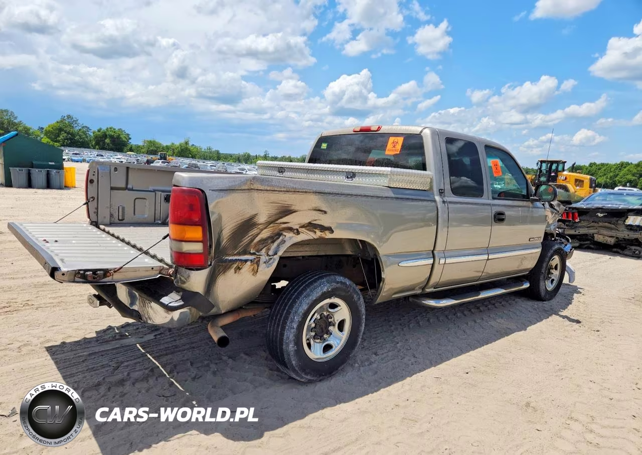 1999 GMC New Sierra C2500 VIN:1GTFC29T8XZ508488 - 3