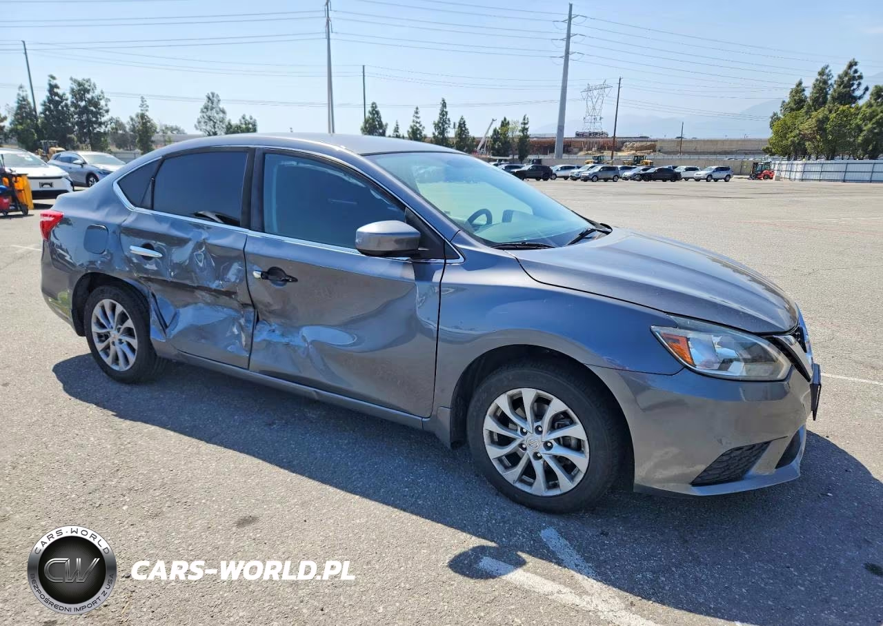 2018 Nissan Sentra Sv VIN:3N1AB7APXJL644079 - 4