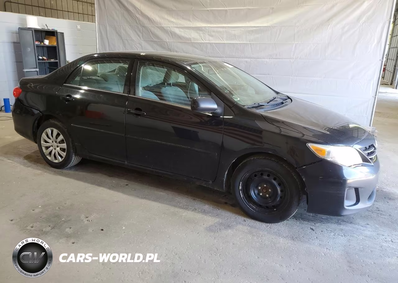 2013 Toyota Corolla Le VIN:2T1BU4EE0DC030118 - 4