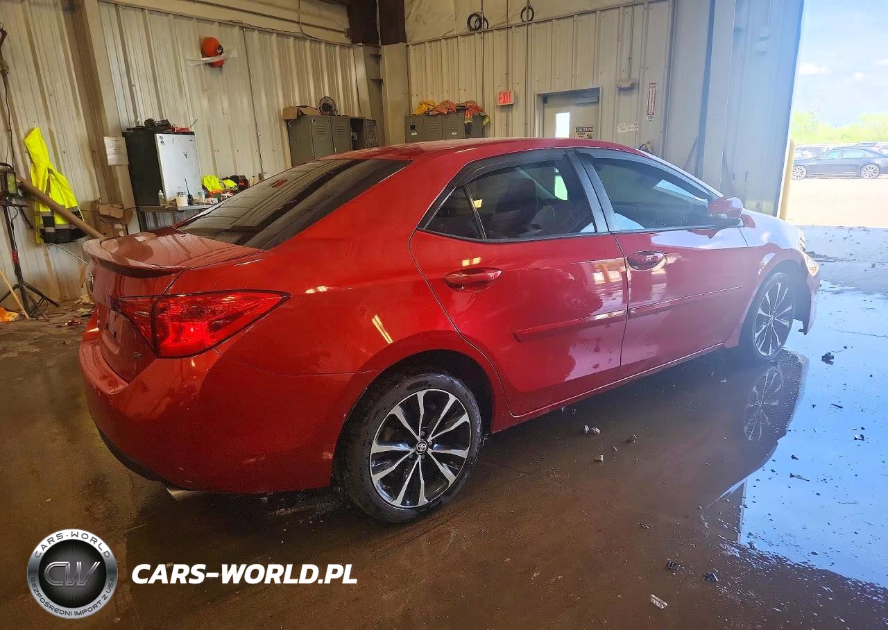 2018 Toyota Corolla Se VIN:2T1BURHE9JC026055 - 3