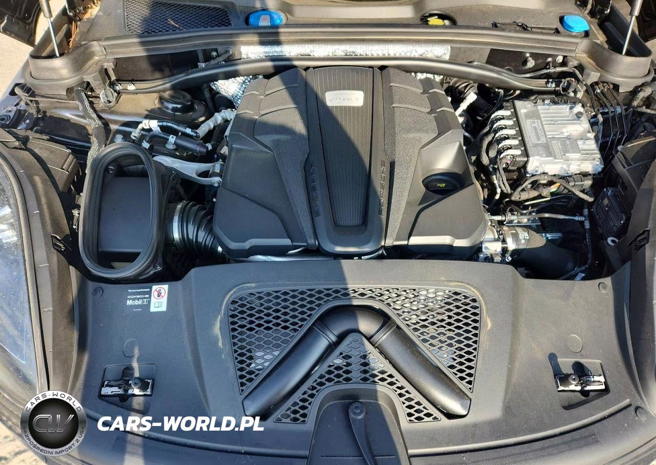 2025 Porsche Macan S VIN:WP1AG2A52SLB43599 - 11