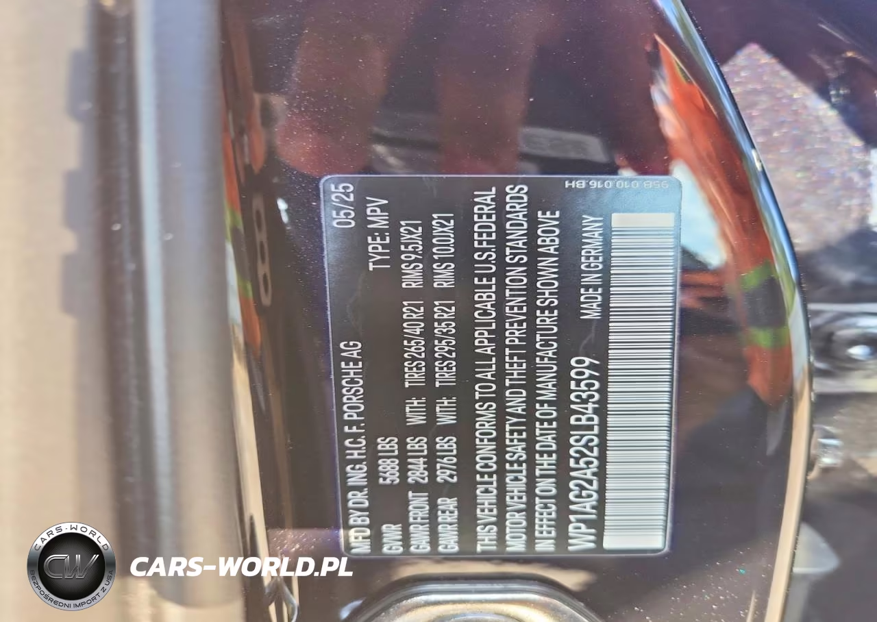 2025 Porsche Macan S VIN:WP1AG2A52SLB43599 - 12