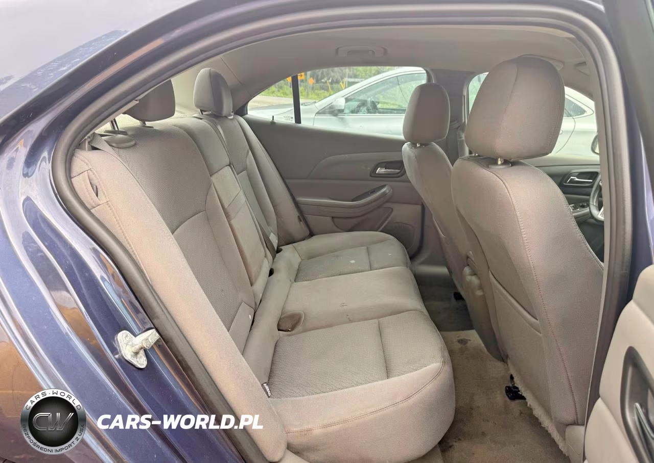 2013 Chevrolet Malibu Ls VIN:1G11B5SA2DF244777 - 6