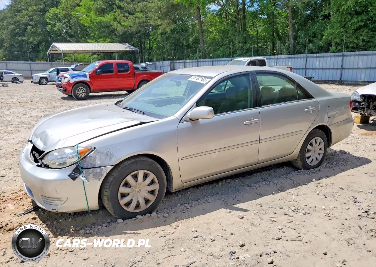 2005 Toyota Camry Le