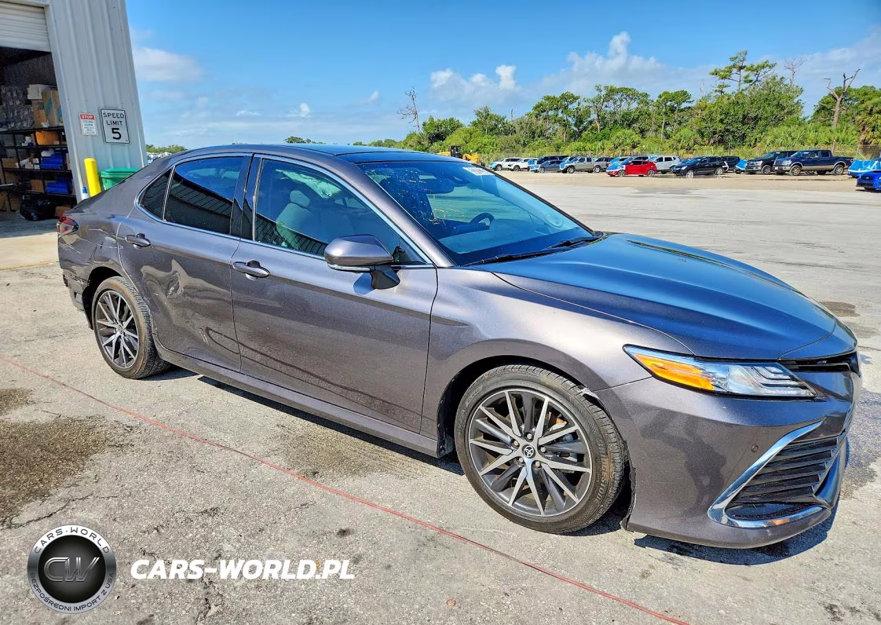 2024 Toyota Camry Xle VIN:4T1FZ1AK4RU090695 - 4