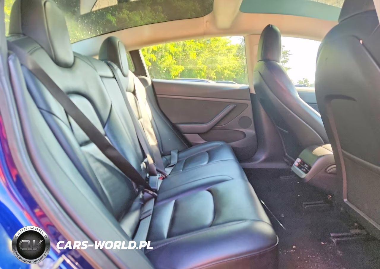 2022 Tesla Model 3 VIN:5YJ3E1EA5NF372593 - 10