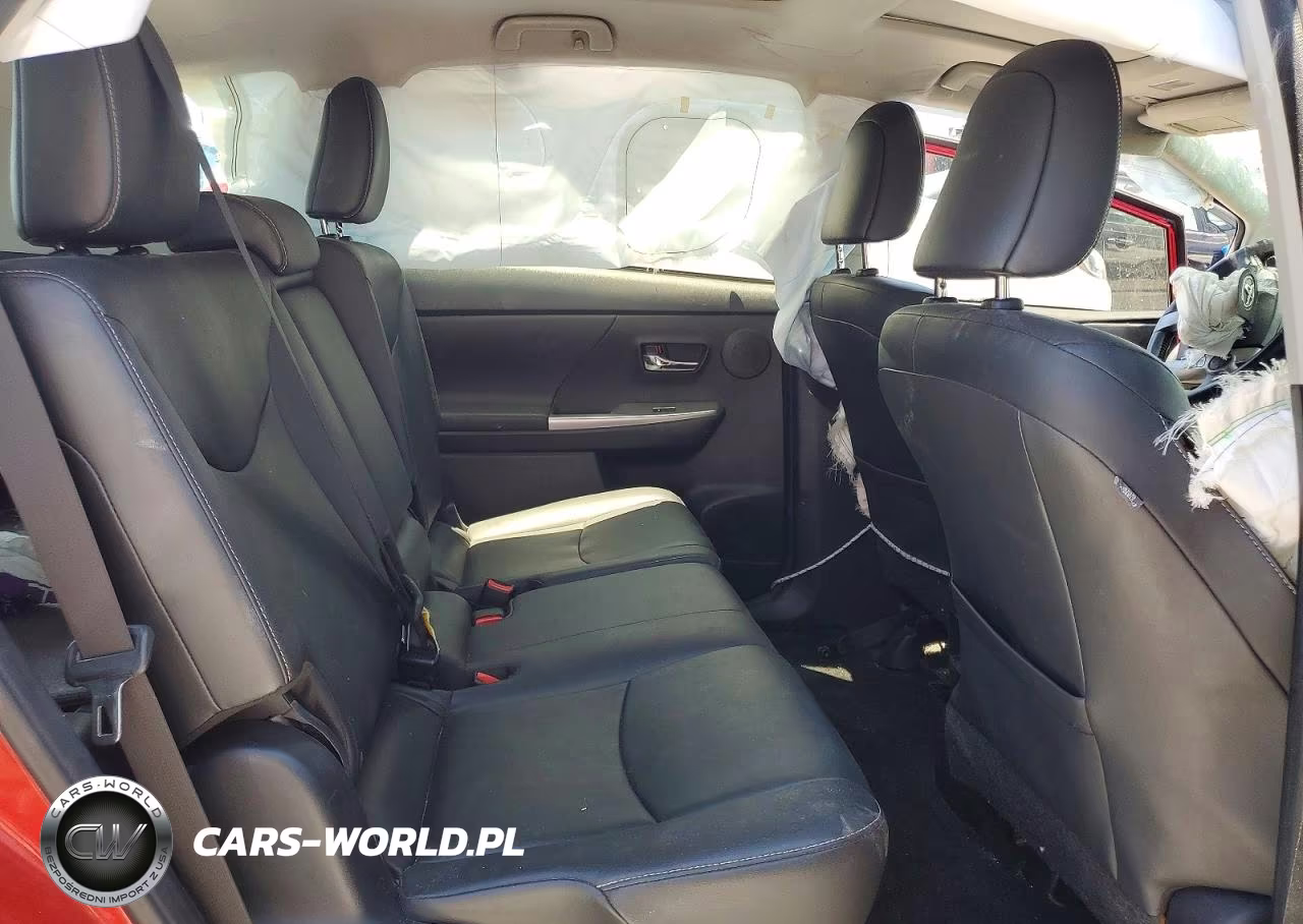 2015 Toyota Prius V Five VIN:JTDZN3EU9FJ032566 - 11