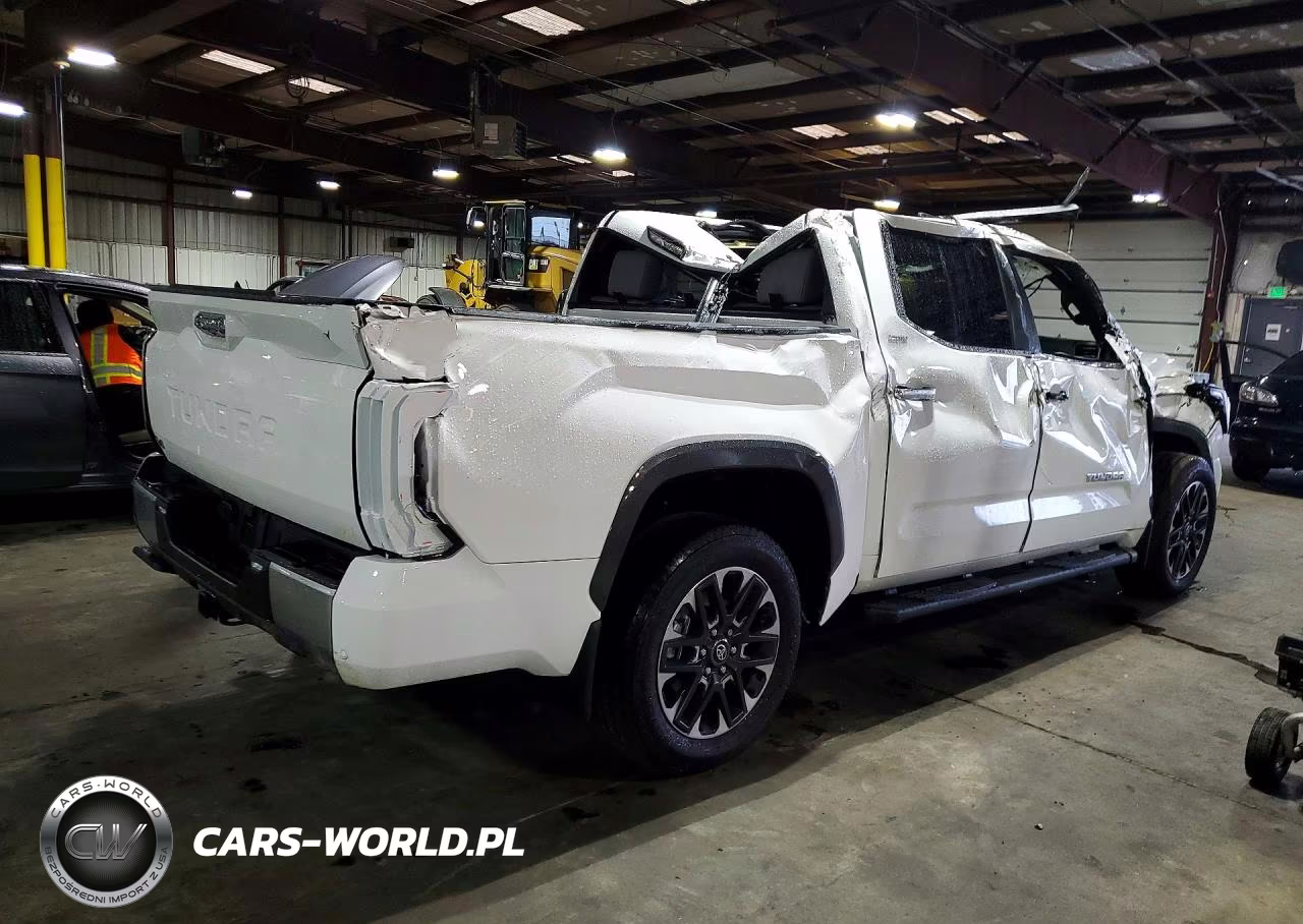 2026 Toyota Tundra VIN:5TFJA5DB5TX381933 - 3