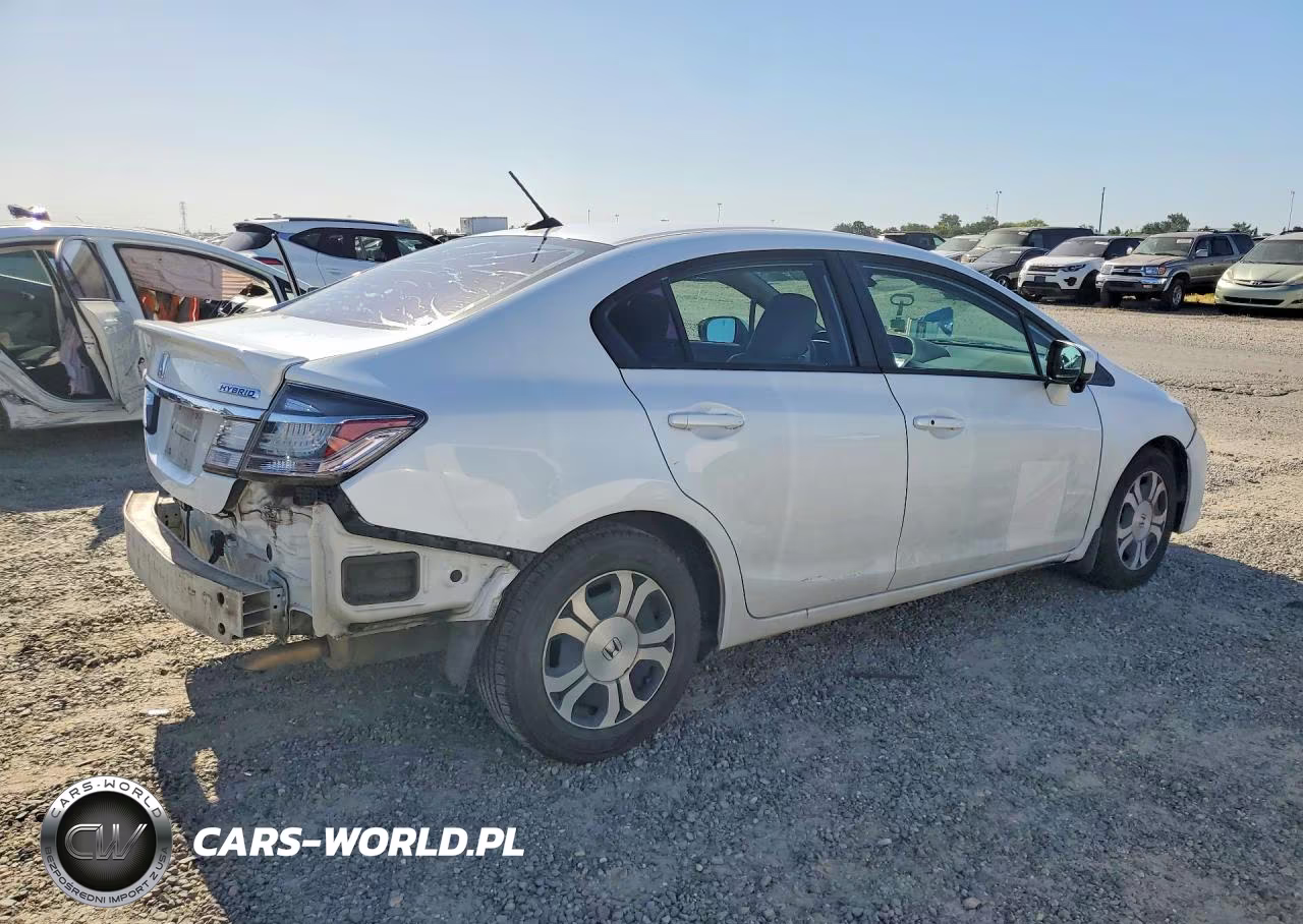 2014 Honda Civic Hybrid L VIN:19XFB4F3XEE201724 - 3