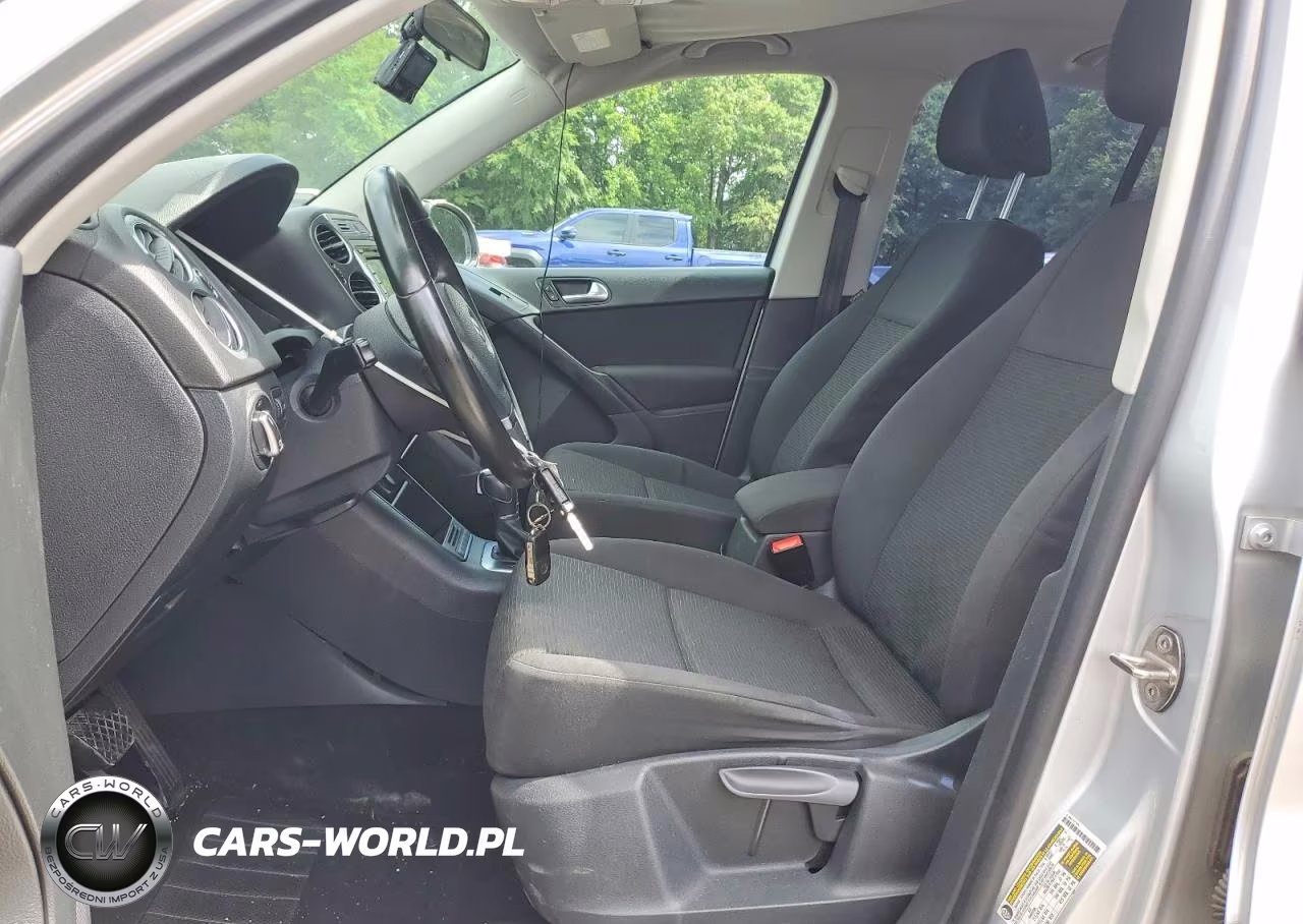 2015 Volkswagen Tiguan S VIN:WVGAV7AX3FW601978 - 7