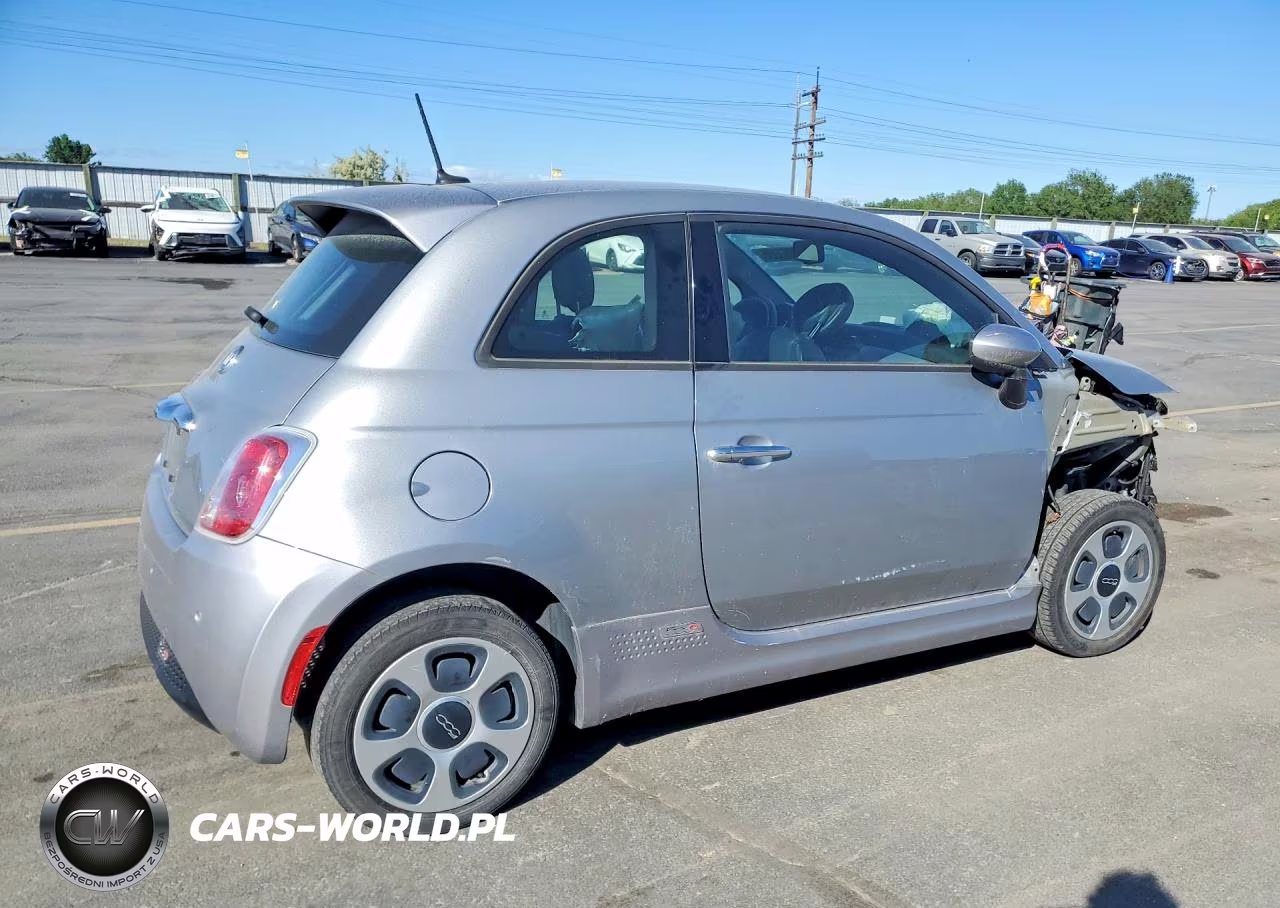 2015 Fiat 500 Electric VIN:3C3CFFGE7FT623440 - 3