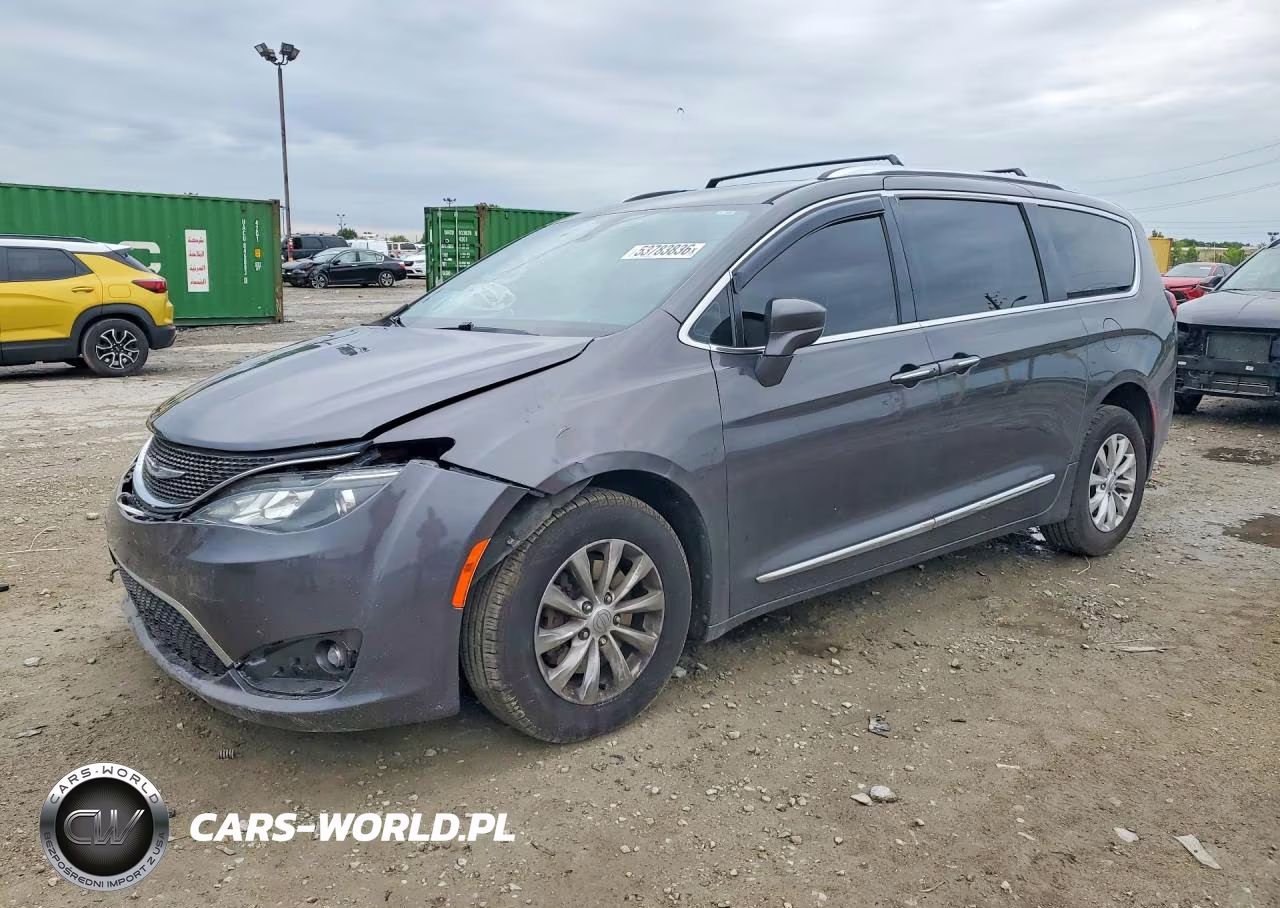 2019 Chrysler Pacifica Touring L
