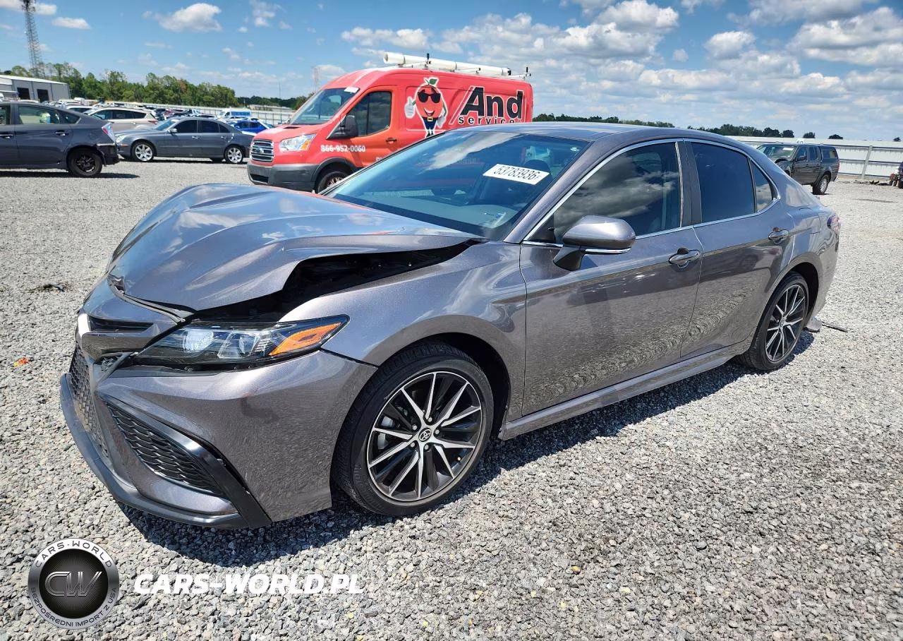 2022 Toyota Camry Se – zdjęcie 1 z 12