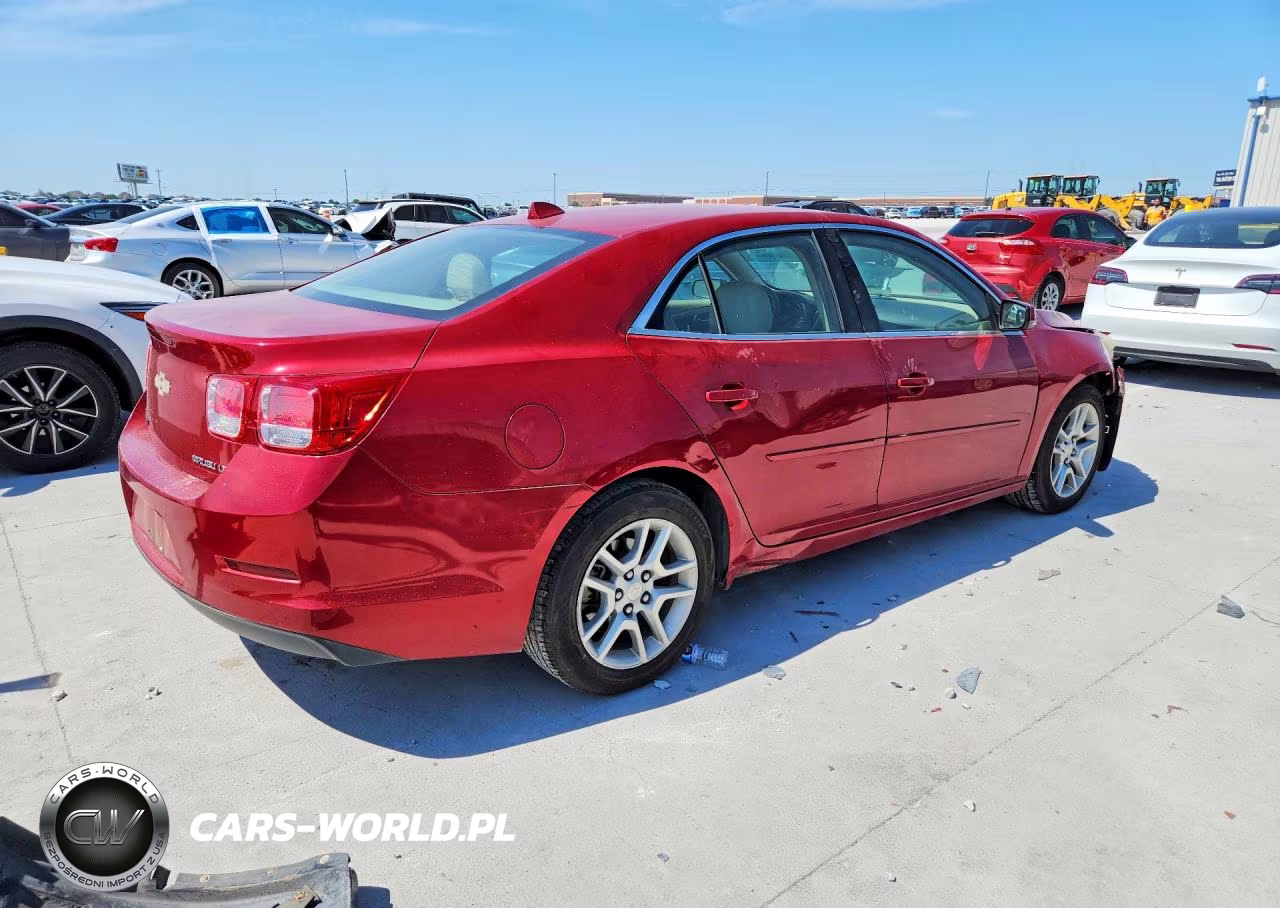 2014 Chevrolet Malibu 1Lt VIN:1G11C5SL1EF216808 - 3