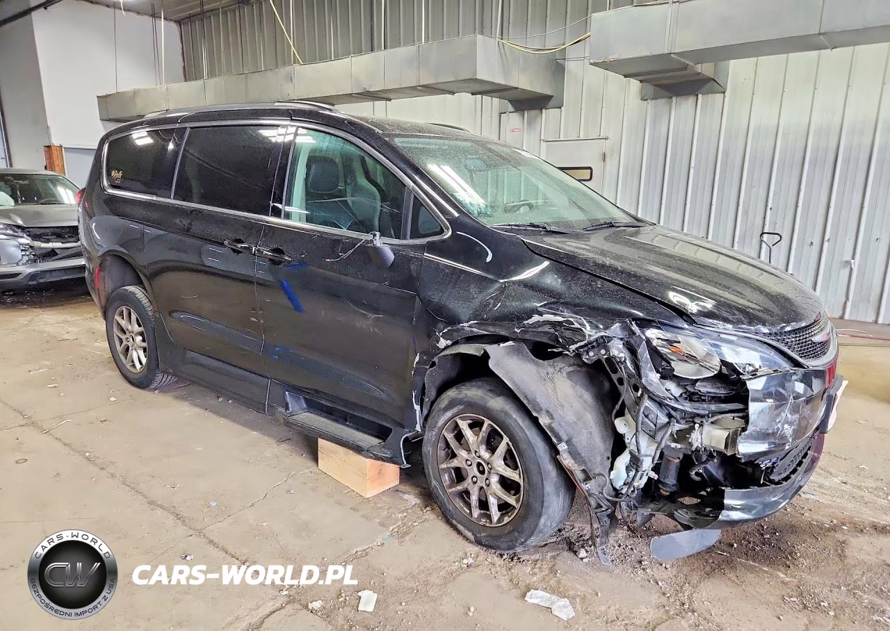2021 Chrysler Voyager Lxi VIN:2C4RC1DG7MR528206 - 4