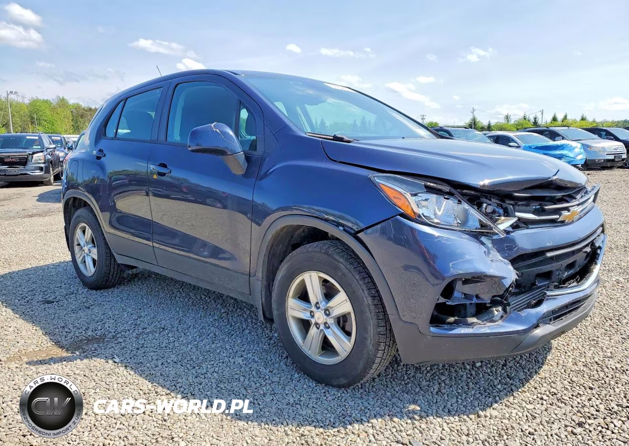 2018 Chevrolet Trax Ls VIN:3GNCJNSB1JL289892 - 4