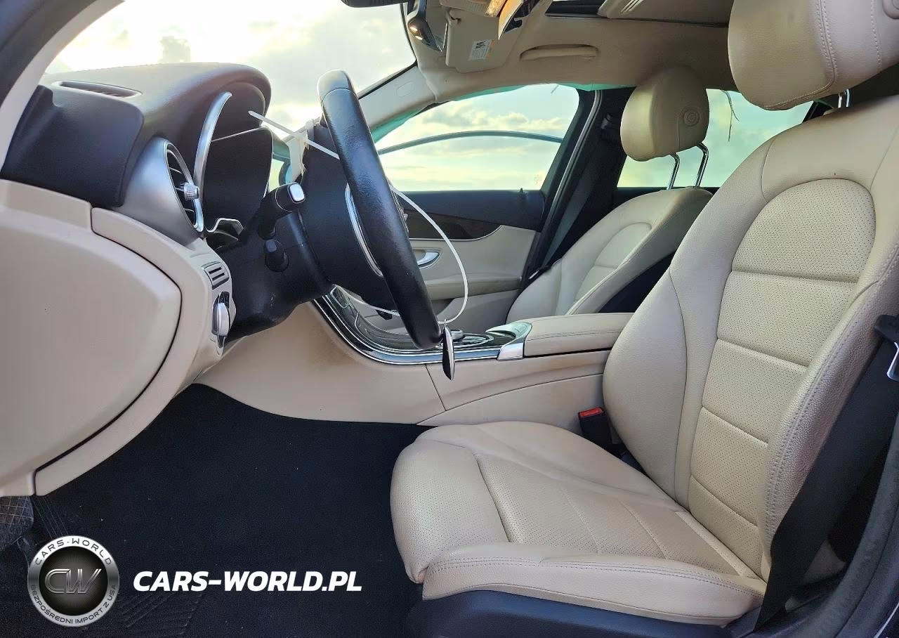 2021 Mercedes-Benz C 300 VIN:W1KWF8DBXMR653008 - 7