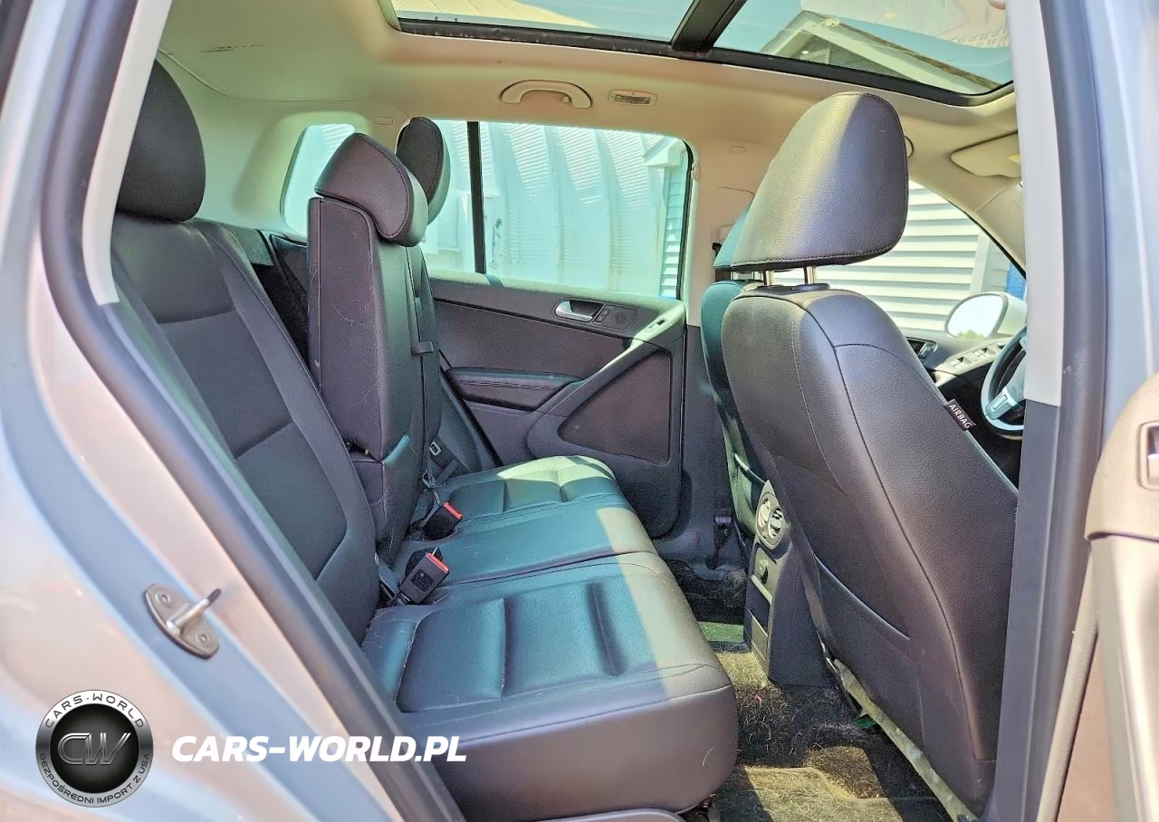 2016 Volkswagen Tiguan S VIN:WVGBV7AX1GW539874 - 10