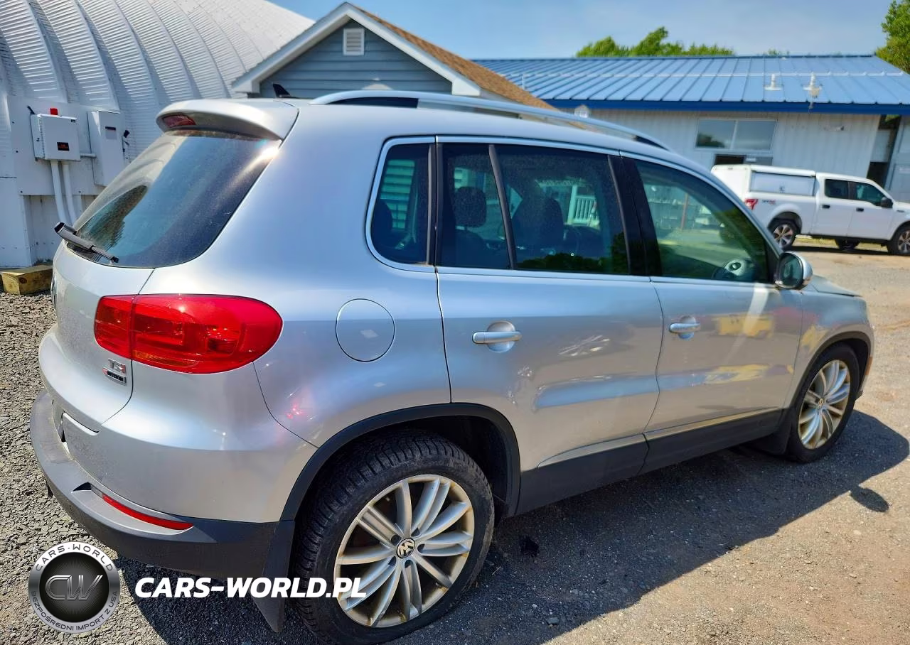 2016 Volkswagen Tiguan S VIN:WVGBV7AX1GW539874 - 3