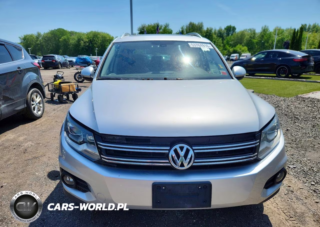 2016 Volkswagen Tiguan S VIN:WVGBV7AX1GW539874 - 5