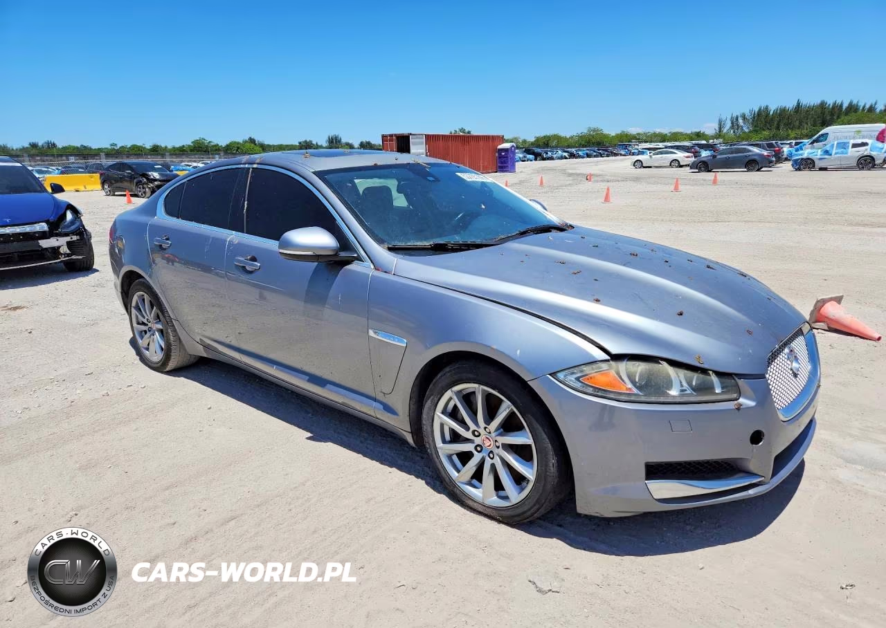 2014 Jaguar Xf VIN:SAJWA0ES8EPU09283 - 4