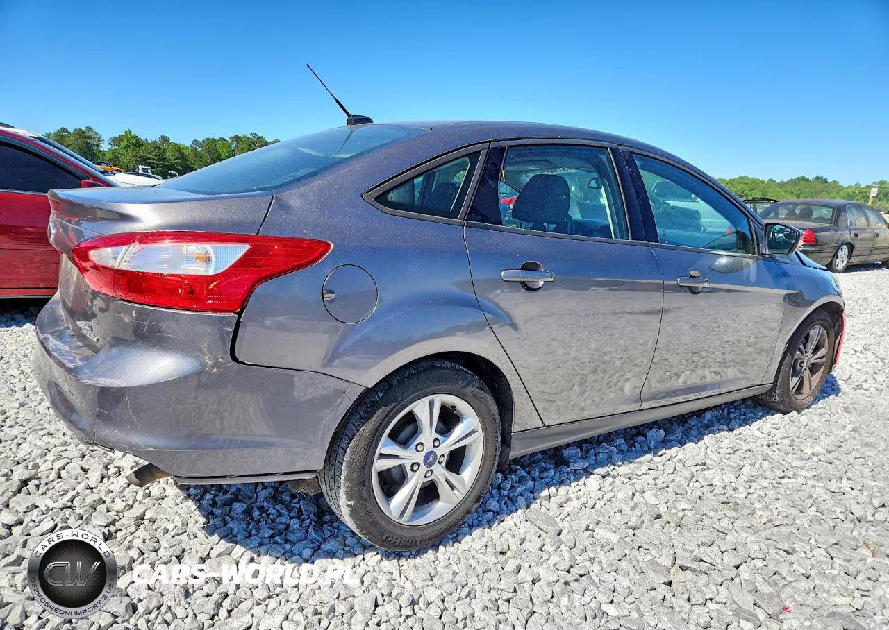 2014 Ford Focus Se VIN:1FADP3F29EL235709 - 3