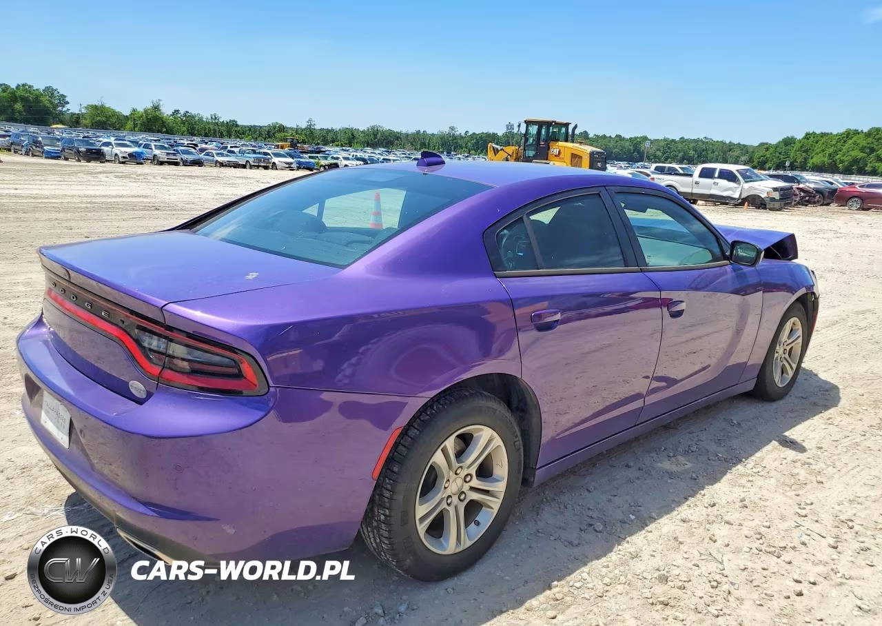 2023 Dodge Charger Sxt VIN:2C3CDXBG6PH686897 - 3