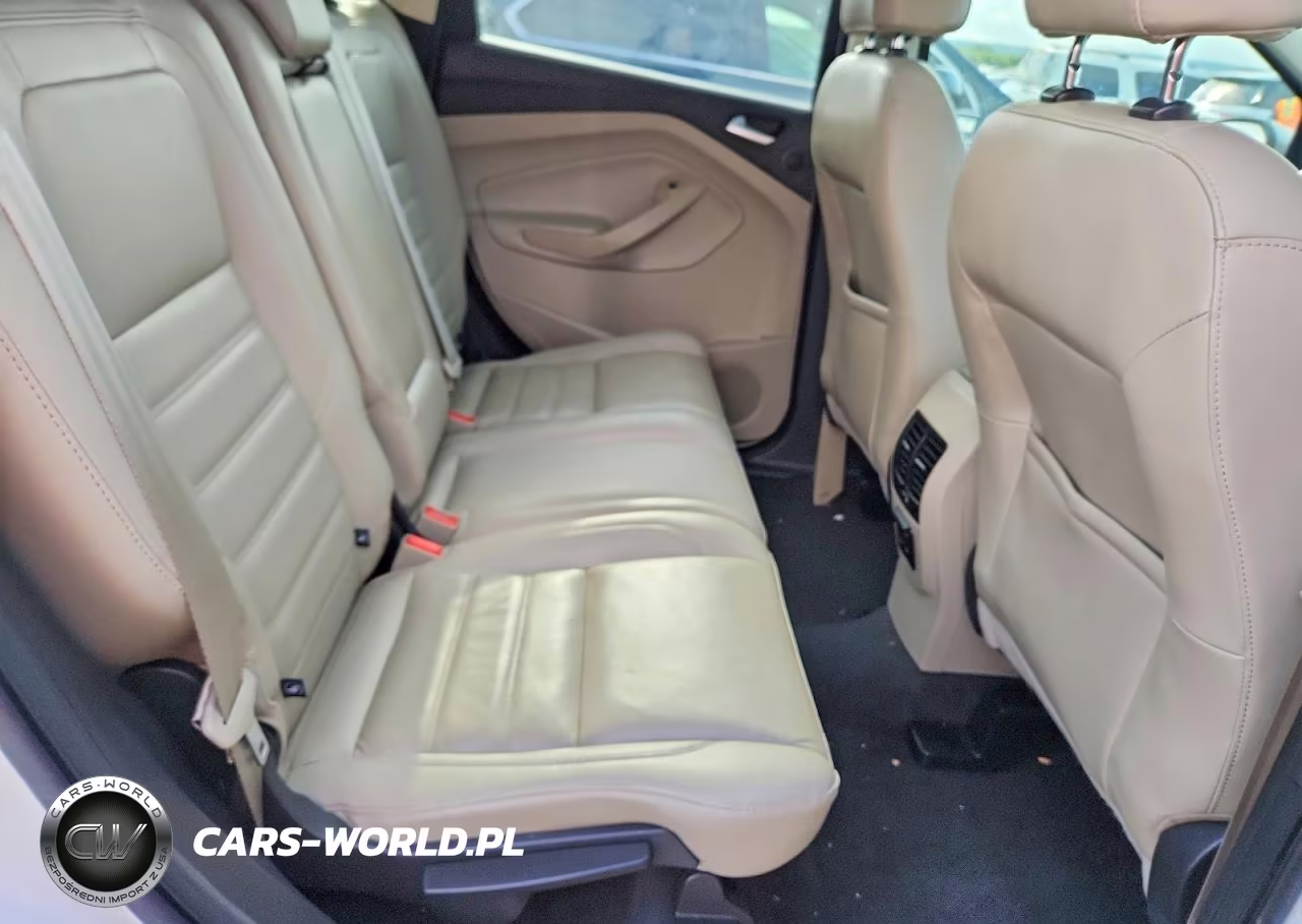 2017 Ford Escape Titanium VIN:1FMCU9J96HUB43814 - 10