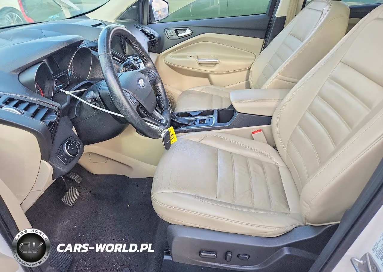2017 Ford Escape Titanium VIN:1FMCU9J96HUB43814 - 7