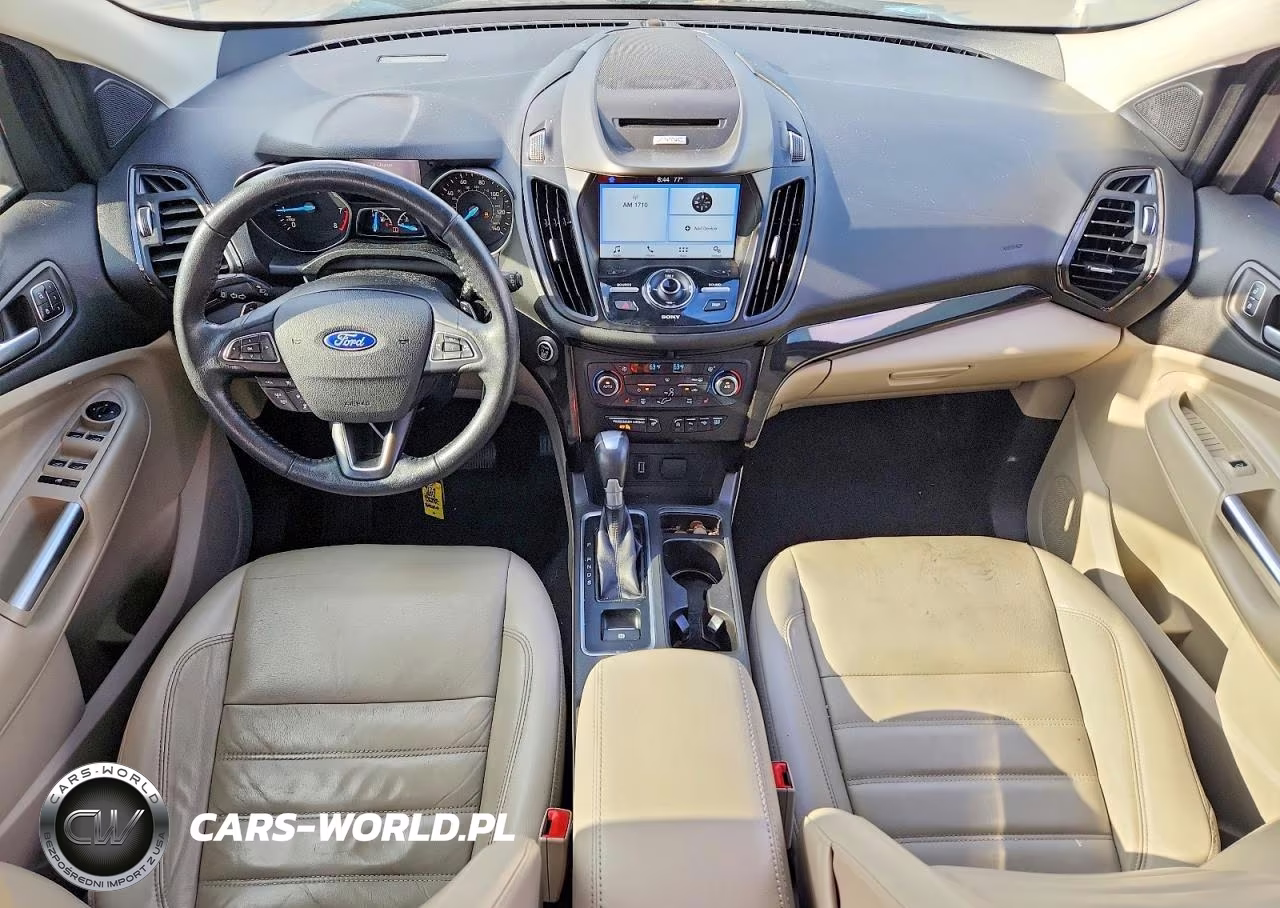 2017 Ford Escape Titanium VIN:1FMCU9J96HUB43814 - 8