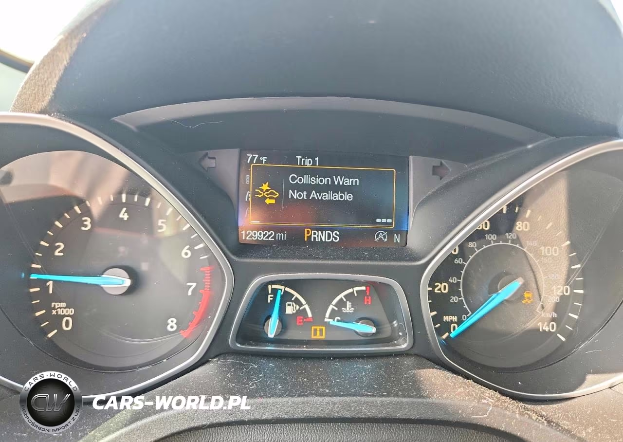 2017 Ford Escape Titanium VIN:1FMCU9J96HUB43814 - 9