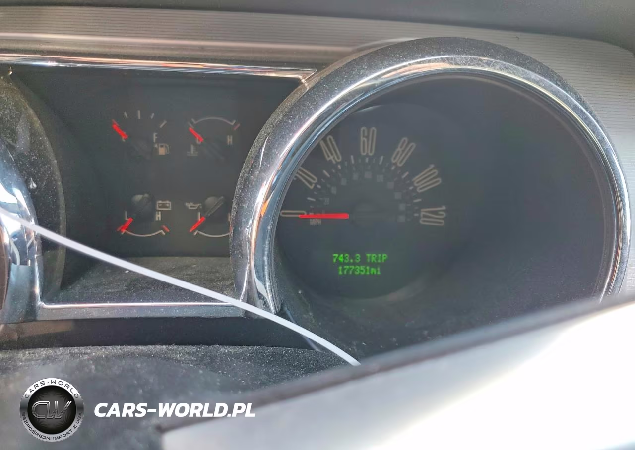 2007 Ford Mustang VIN:1ZVHT80N175216521 - 9