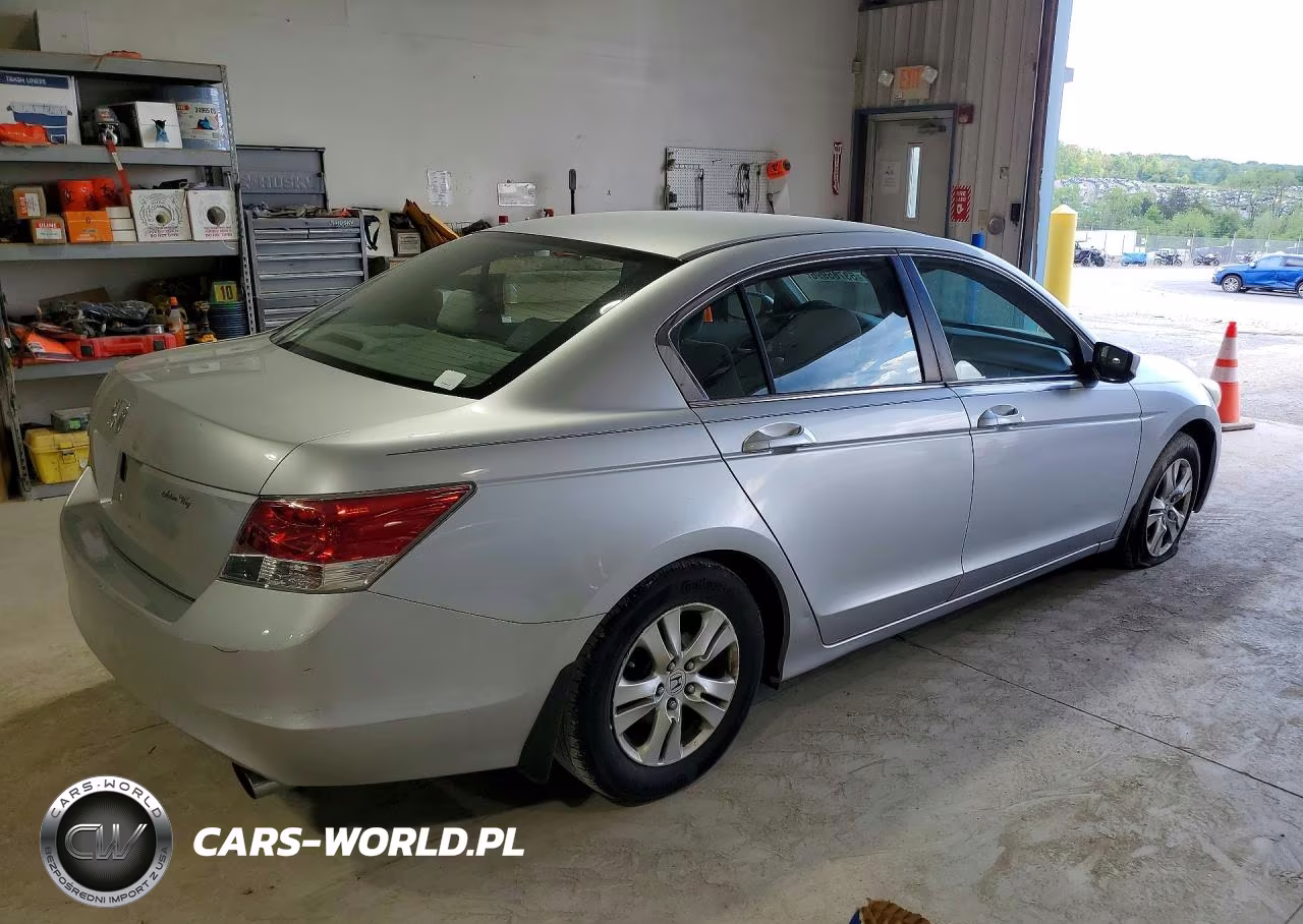 2008 Honda Accord Lxp VIN:1HGCP26468A055428 - 3