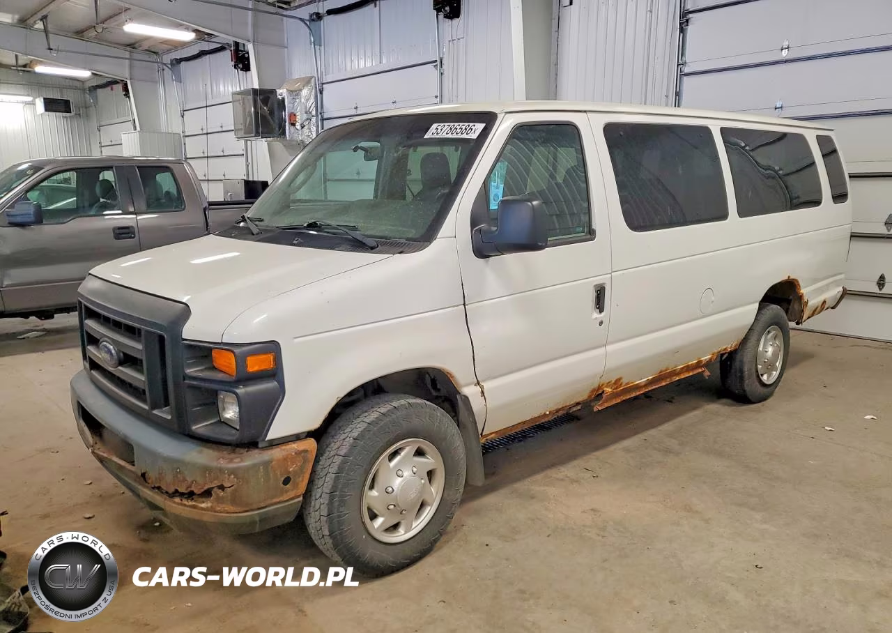 2012 Ford Econoline E350 Super Duty Wagon