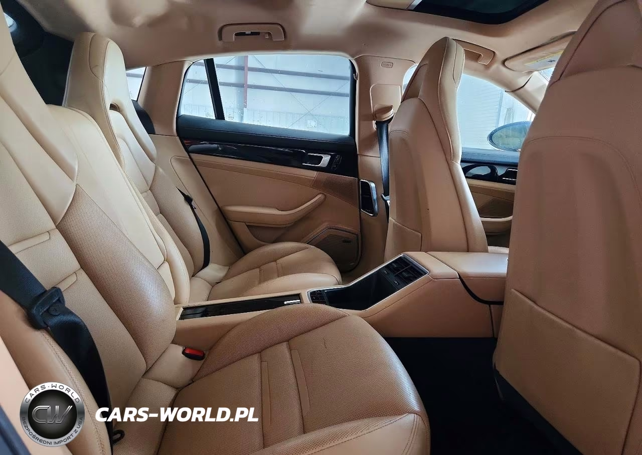 2018 Porsche Panamera 4 VIN:WP0AA2A72JL100755 - 10