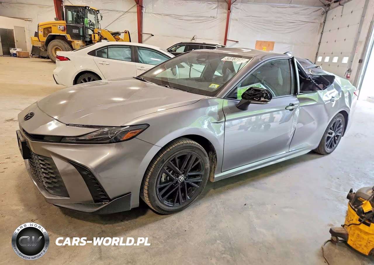 2025 Toyota Camry Se – zdjęcie 1 z 12