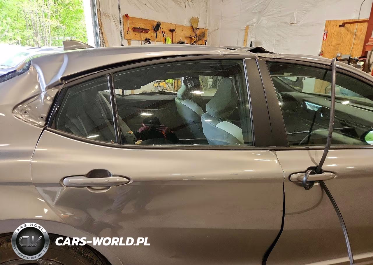 2025 Toyota Camry Se VIN:4T1DBADK0SU526455 - 10
