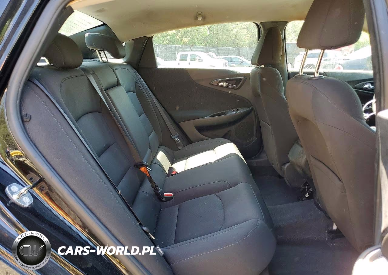 2018 Chev Malibu Ls VIN:1G1ZB5ST8JF232858 - 10