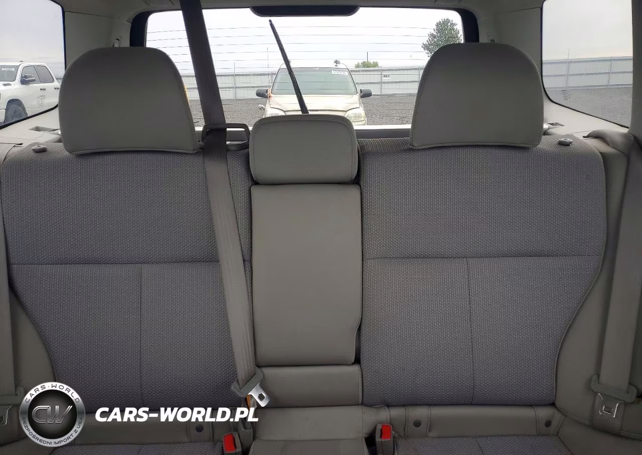 2011 Subaru Forester 2.5X Premium VIN:JF2SHADCXBH779201 - 10