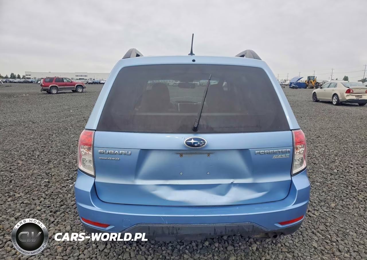 2011 Subaru Forester 2.5X Premium VIN:JF2SHADCXBH779201 - 6