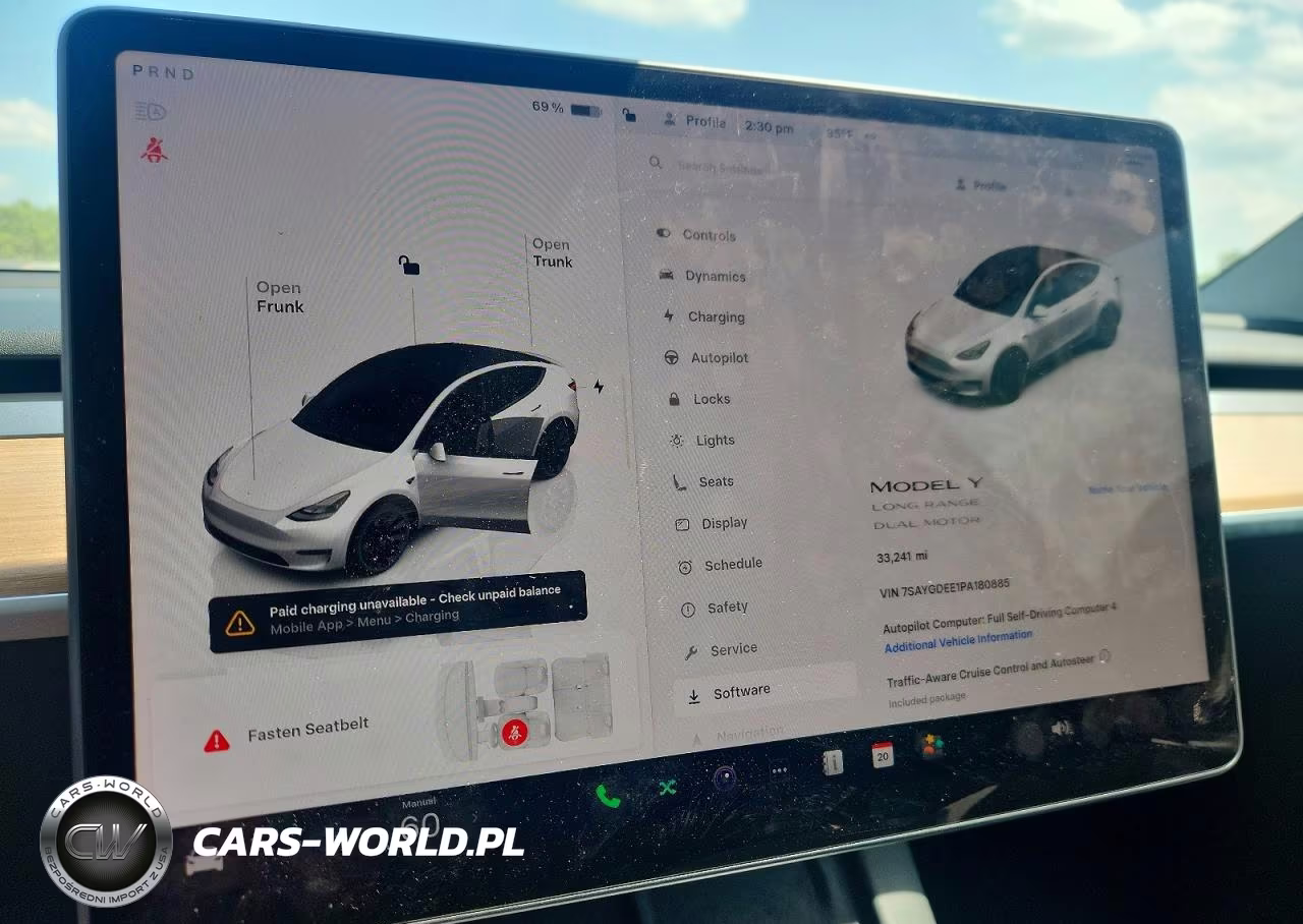 2023 Tesla Model Y VIN:7SAYGDEE1PA180885 - 9