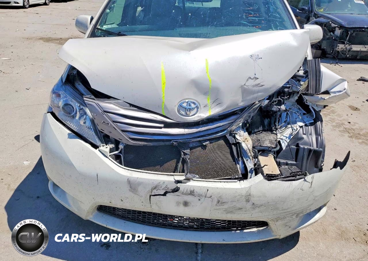 2017 Toyota Sienna Xle 8-Passenger VIN:5TDYZ3DC2HS821415 - 12