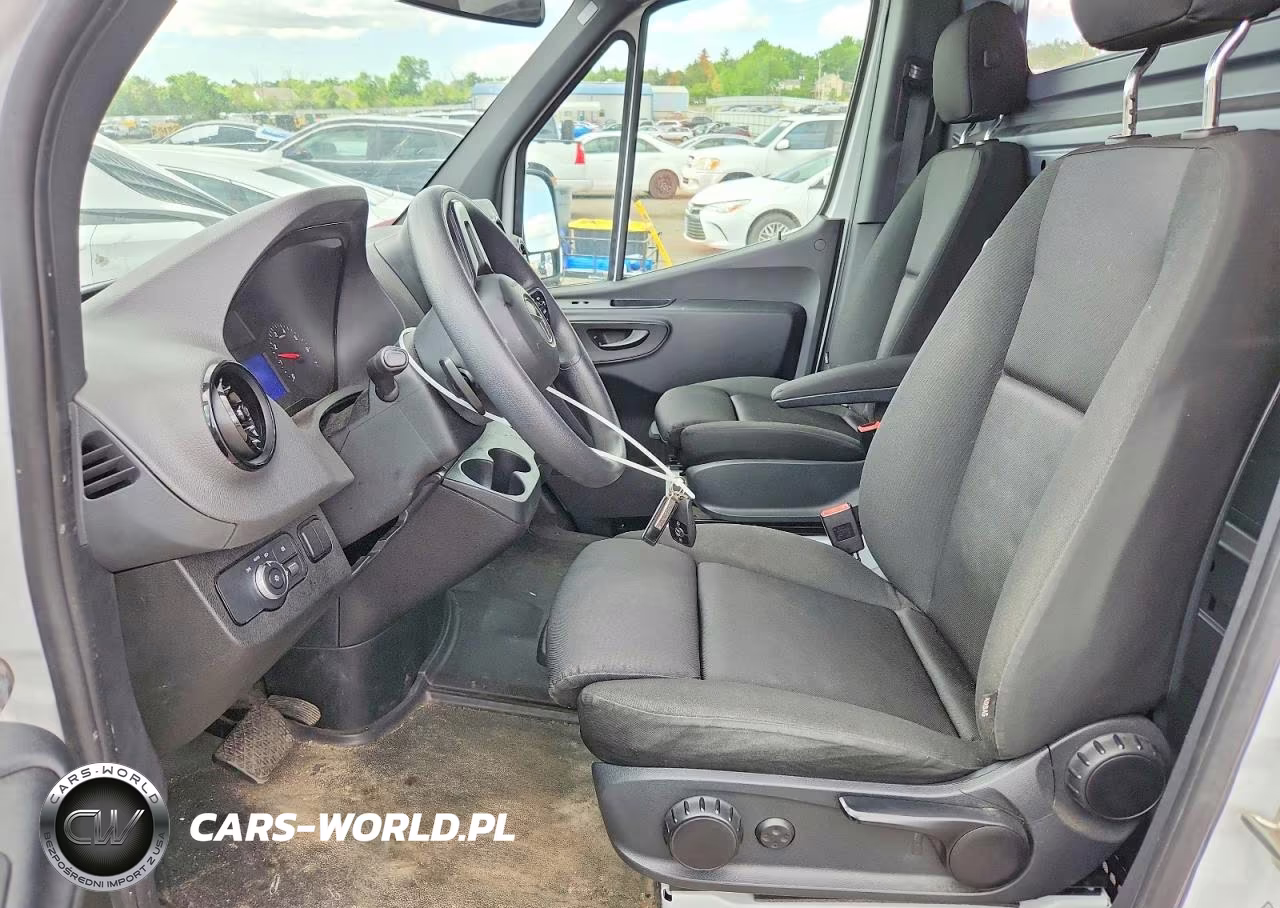 2023 Mercedes Benz Sprinter 2500 Delivery Van VIN:W1Y40CHY8PT131355 - 7