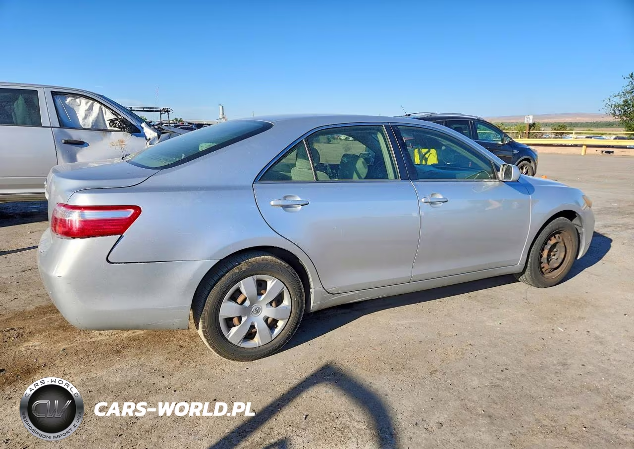 2007 Toyota Camry Le VIN:JTNBE46K773083943 - 3